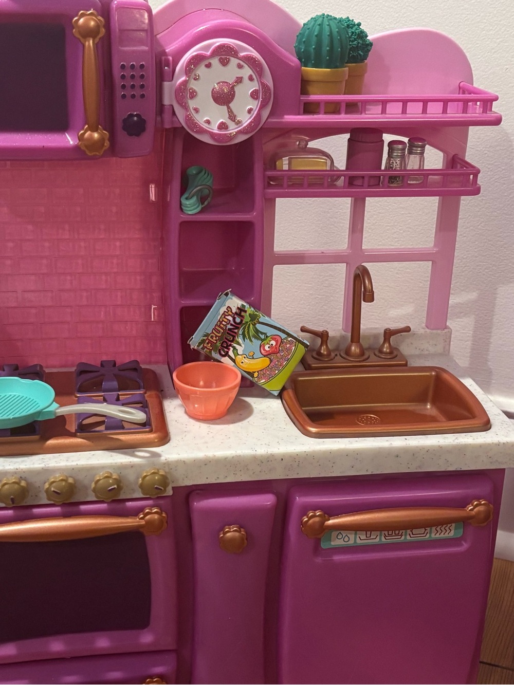 Our Generation 18” Deluxe Kitchen Set with all accessories! - Picture 6 of 8